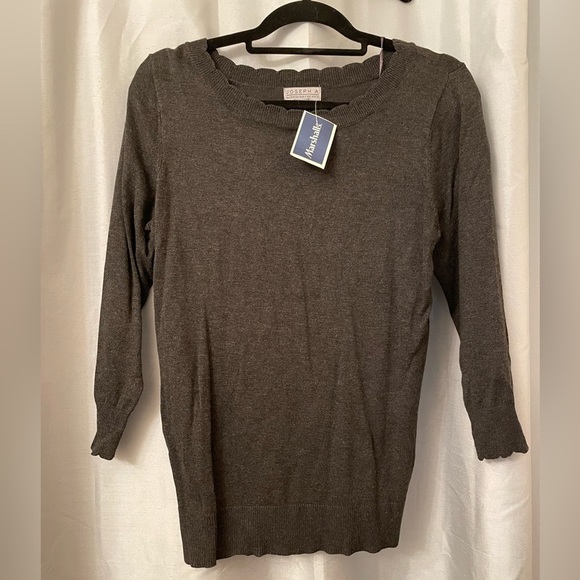 Grey Scalloped Trim Sweater 3/4 sleeve NWT - Picture 1 of 4